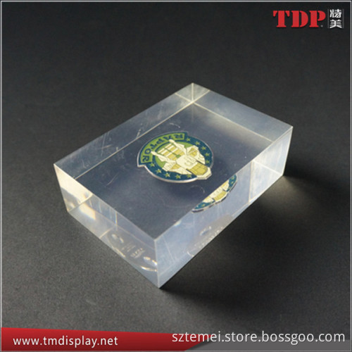 Customized Clear Acrylic Coin Embedment Block Lucite Coin Paperweight